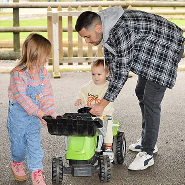 Dorset Heavy Horse Farm Park - Tractor toys