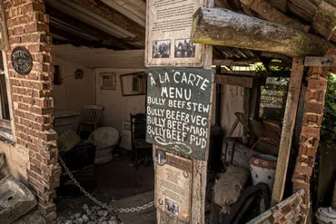Dorset Heavy Horse Farm Park - Vintage Displays